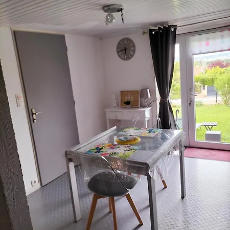 Tres Calme 5mn Vichy Quarto em Acomodações Particulares *