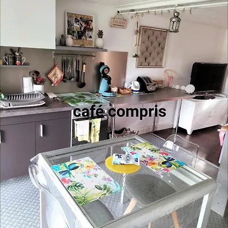 Tres Calme 5mn Vichy בית אירוח בלריב-סור-אלייה